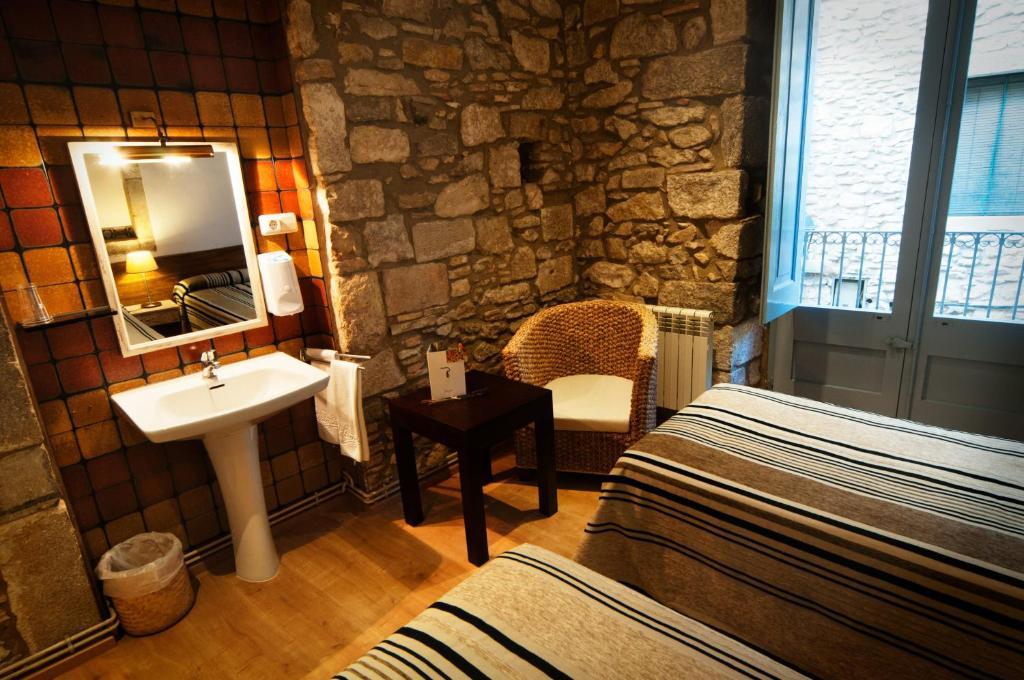 Guest house Pensio Bellmirall 2*